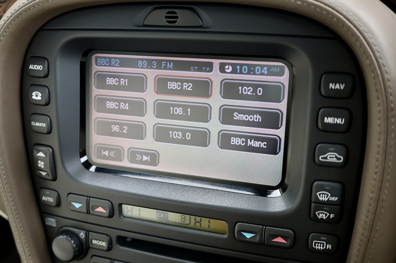 Jaguar S-Type SE High Luxury Pack 1 Former Keeper + 18 Services + High Luxury Pack + Sunroof Image 34