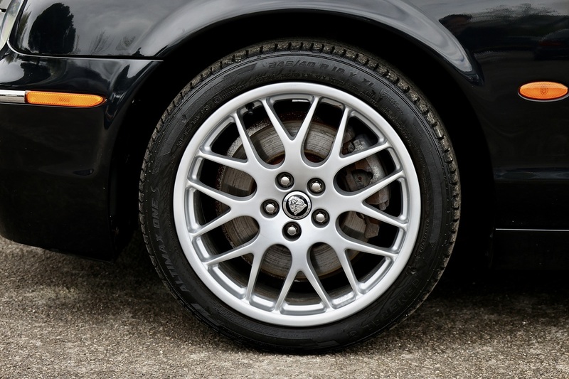 Jaguar S-Type SE High Luxury Pack 1 Former Keeper + 18 Services + High Luxury Pack + Sunroof Image 44