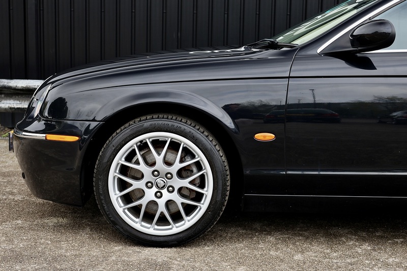 Jaguar S-Type SE High Luxury Pack 1 Former Keeper + 18 Services + High Luxury Pack + Sunroof Image 40