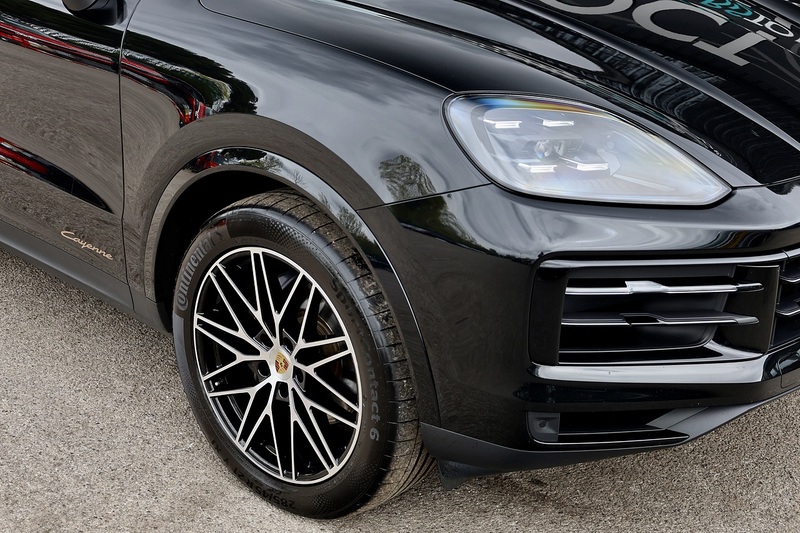 Porsche Cayenne 1 Owner + Porsche Warranty + £80k List Price Image 30
