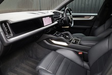 Porsche Cayenne 1 Owner + Porsche Warranty + £80k List Price - Thumb 2
