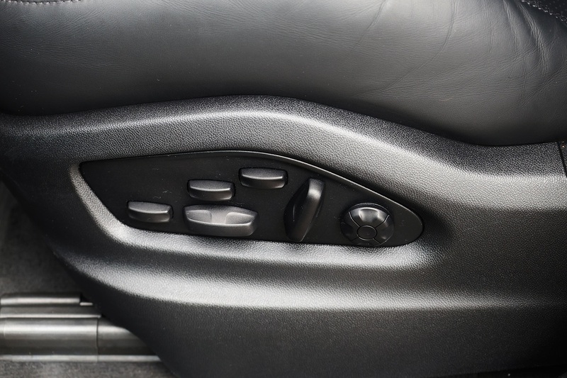 Porsche Cayenne 1 Owner + Porsche Warranty + £80k List Price Image 21