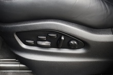 Porsche Cayenne 1 Owner + Porsche Warranty + £80k List Price - Thumb 21