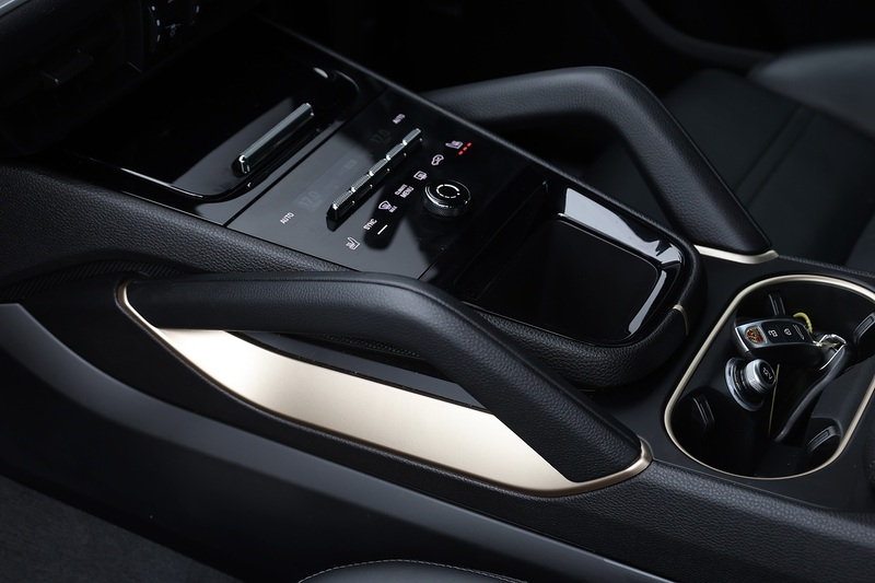 Porsche Cayenne 1 Owner + Porsche Warranty + £80k List Price Image 44