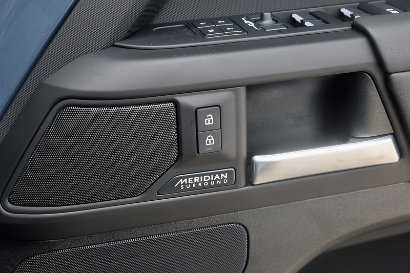 Land Rover Defender 110 D350 X-Dynamic HSE Huge Spec + 7 Seats + Family Pack + Tow Pack Image 20