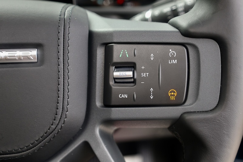 Land Rover Defender 110 D350 X-Dynamic HSE Huge Spec + 7 Seats + Family Pack + Tow Pack Image 21