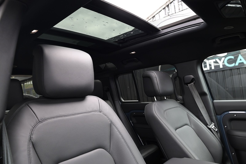 Land Rover Defender 110 D350 X-Dynamic HSE Huge Spec + 7 Seats + Family Pack + Tow Pack Image 8