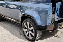 Land Rover Defender 110 D350 X-Dynamic HSE Huge Spec + 7 Seats + Family Pack + Tow Pack - Thumb 37