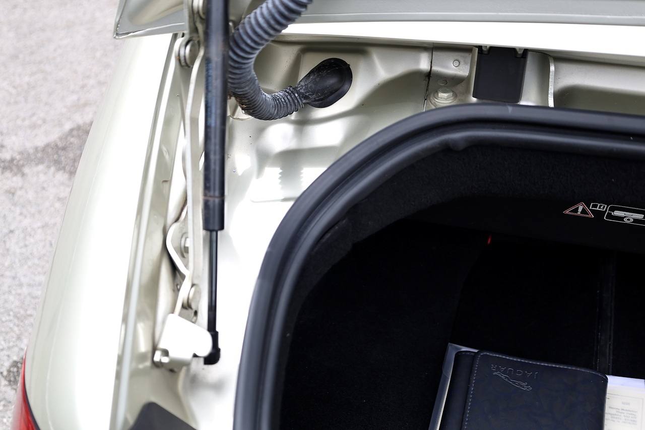 Jaguar XK Convertible Last Owner 2018 + Just 25k Miles + Very Rare Spec - Large 24