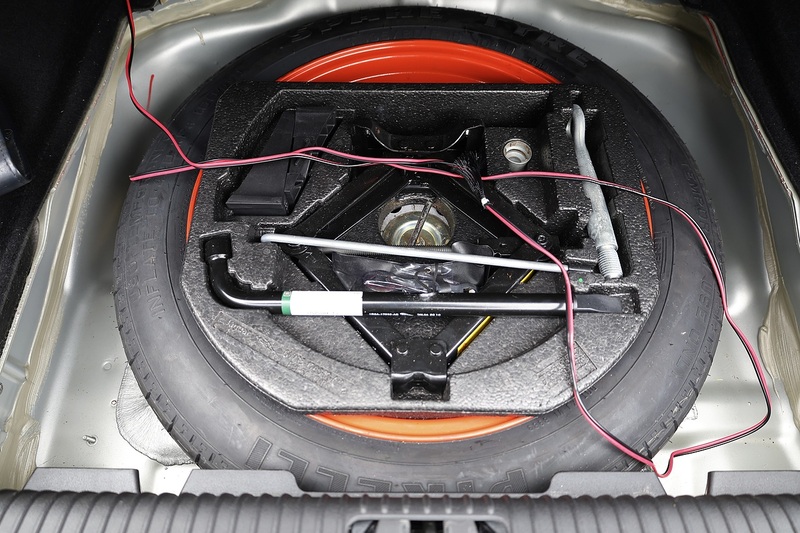 Jaguar XK Convertible Last Owner 2018 + Just 25k Miles + Very Rare Spec Image 25