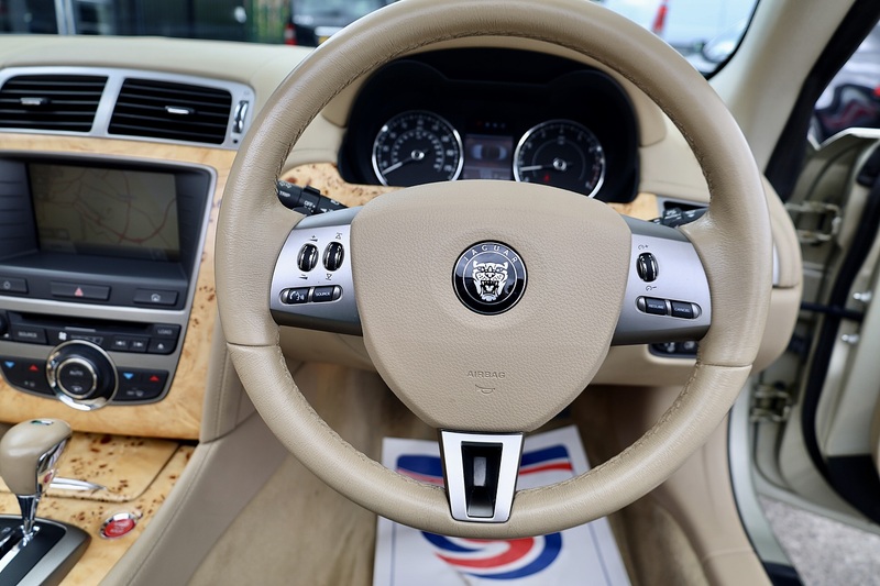 Jaguar XK Convertible Last Owner 2018 + Just 25k Miles + Very Rare Spec Image 35