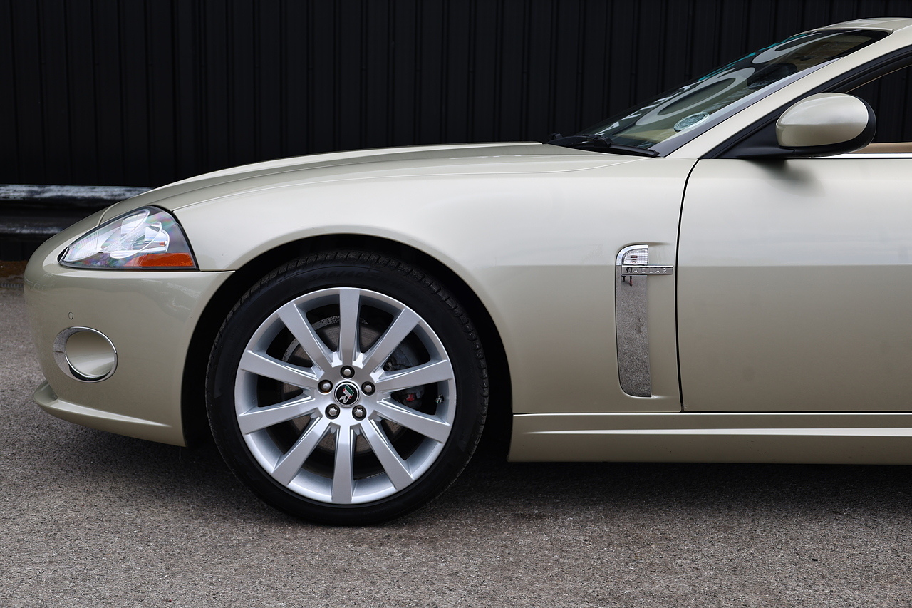 Jaguar XK Convertible Last Owner 2018 + Just 25k Miles + Very Rare Spec - Large 44