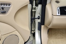 Jaguar XK Convertible Last Owner 2018 + Just 25k Miles + Very Rare Spec - Thumb 52