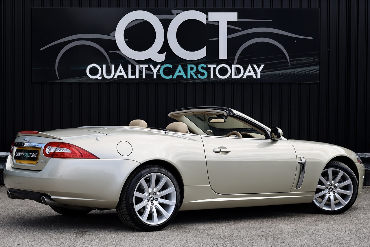 Jaguar XK Convertible Last Owner 2018 + Just 25k Miles + Very Rare Spec - Large 9