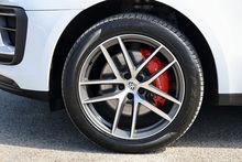 Porsche Macan S 1 Owner + Full Porsche History + VAT Qualifyinh - Thumb 40