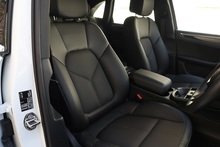 Porsche Macan S 1 Owner + Full Porsche History + VAT Qualifyinh - Thumb 10