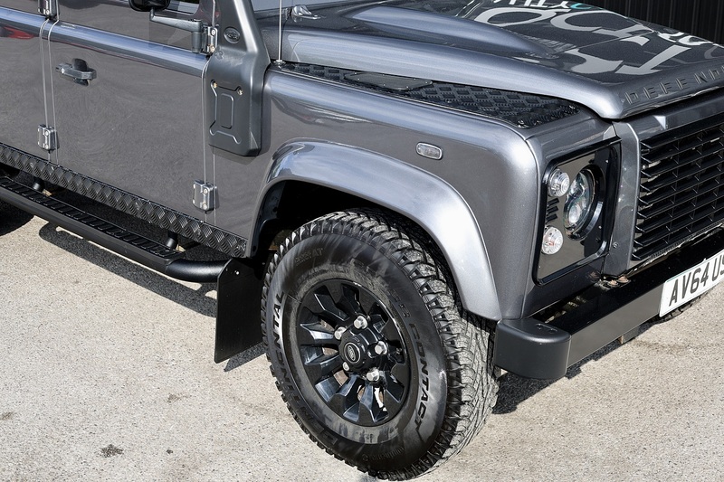 Land Rover Defender 110 XS 2.2 TDCI + 7 Seats + Beautiful Condition Image 21