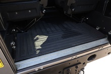 Land Rover Defender 110 XS 2.2 TDCI + 7 Seats + Beautiful Condition - Thumb 37