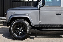 Land Rover Defender 110 XS 2.2 TDCI + 7 Seats + Beautiful Condition - Thumb 40