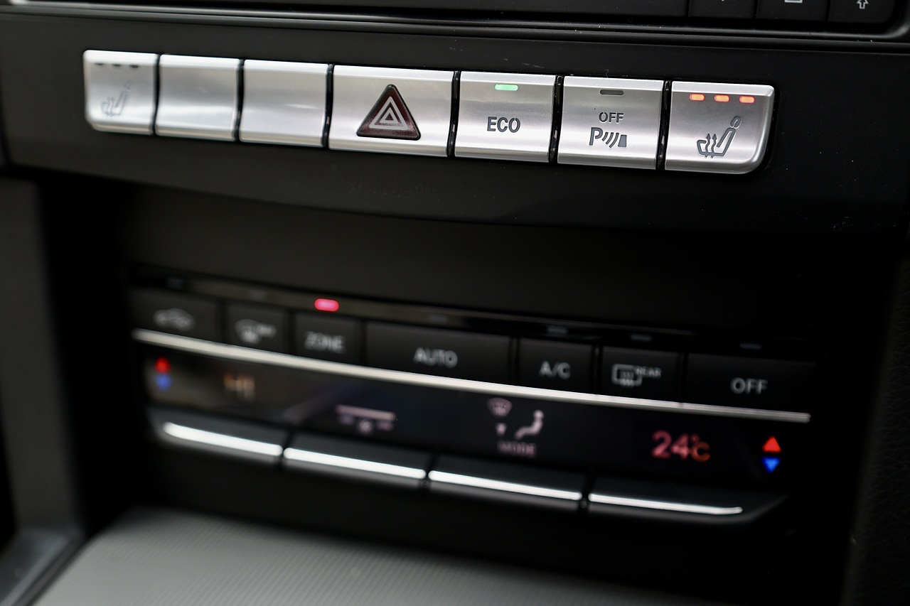 Mercedes-Benz E350 AMG Night Edition Prem+ 1 Owner + Full MB Main Dealer + Designo Paint + Huge Spec - Large 25