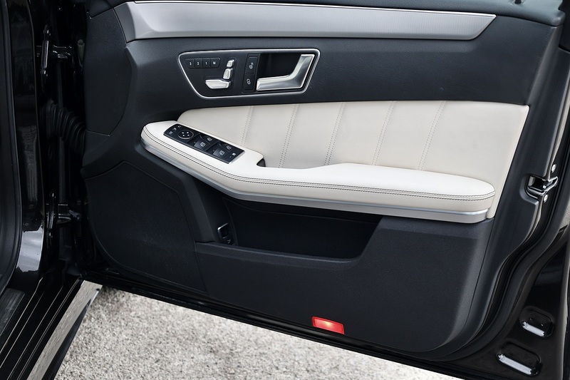 Mercedes-Benz E350 AMG Night Edition Prem+ 1 Owner + Full MB Main Dealer + Designo Paint + Huge Spec Image 38