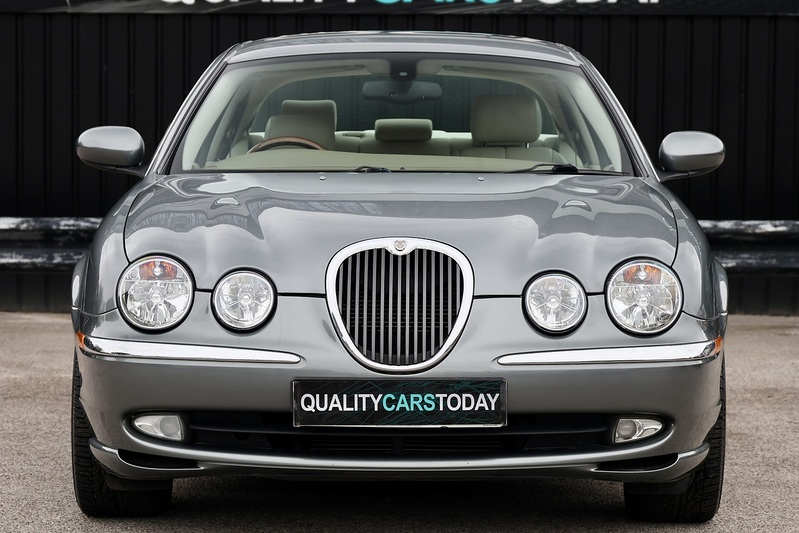 Jaguar S-Type V8 SE 1 Doctor Owner + 21 Services + Exceptional Image 3