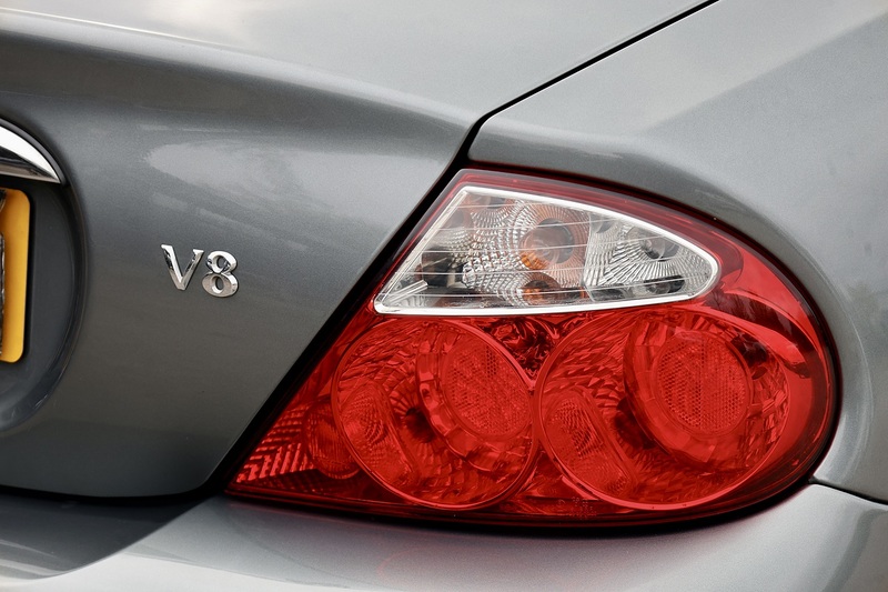 Jaguar S-Type V8 SE 1 Doctor Owner + 21 Services + Exceptional Image 17