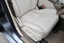 Jaguar S-Type V8 SE 1 Doctor Owner + 21 Services + Exceptional - Thumb 29