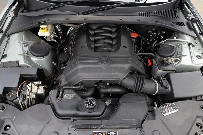 Jaguar S-Type V8 SE 1 Doctor Owner + 21 Services + Exceptional Image 32