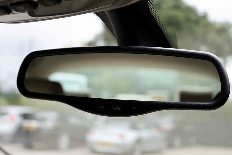 Jaguar S-Type V8 SE 1 Doctor Owner + 21 Services + Exceptional Image 38