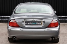 Jaguar S-Type V8 SE 1 Doctor Owner + 21 Services + Exceptional - Thumb 4