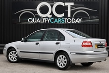 Volvo S40 1.8 XS Automatic 2 Former Keepers + 21 Volvo Main Dealer + Heated Seats - Thumb 9