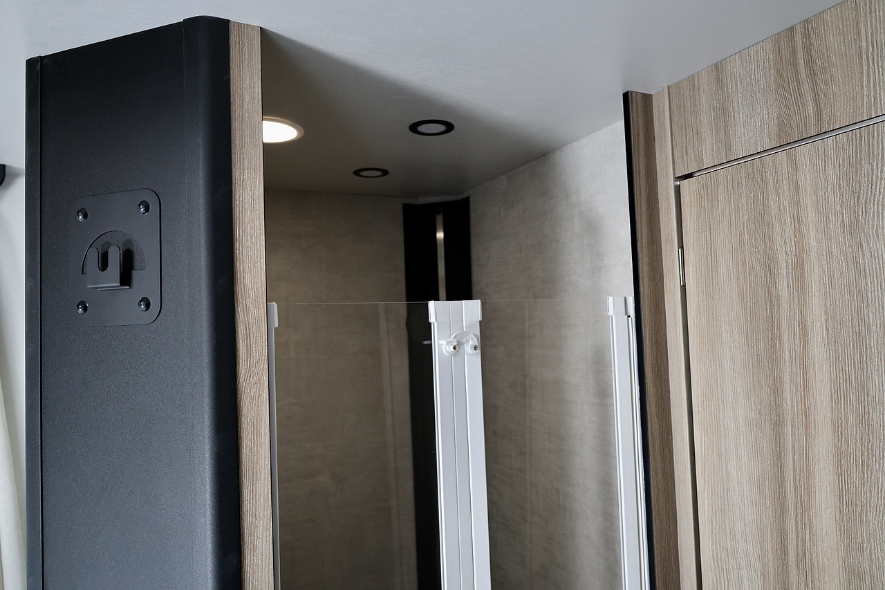 Ford Rimor Brand New + VAT Qualifying + High Specification - Large 44