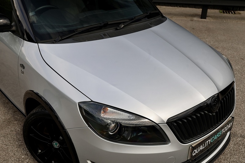 Skoda Fabia Monte Carlo 2 Former Keepers + Genuine Low Mileage + £20 Road Tax Image 5