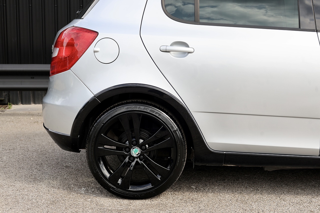 Skoda Fabia Monte Carlo 2 Former Keepers + Genuine Low Mileage + £20 Road Tax - Large 17