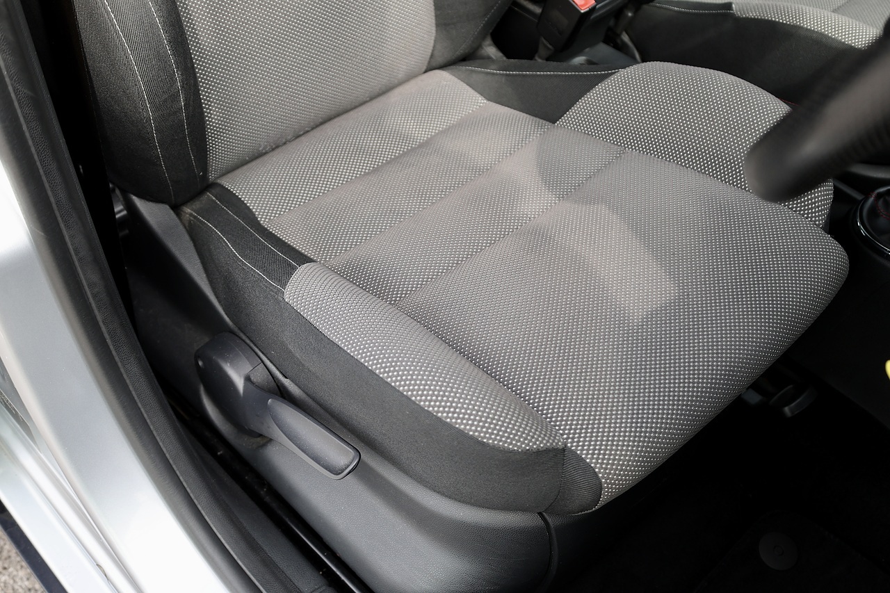 Skoda Fabia Monte Carlo 2 Former Keepers + Genuine Low Mileage + £20 Road Tax - Large 25