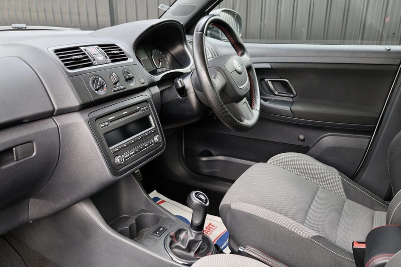 Skoda Fabia Monte Carlo 2 Former Keepers + Genuine Low Mileage + £20 Road Tax Image 6