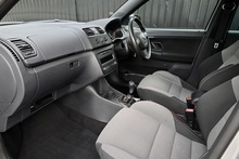 Skoda Fabia Monte Carlo 2 Former Keepers + Genuine Low Mileage + £20 Road Tax - Thumb 4