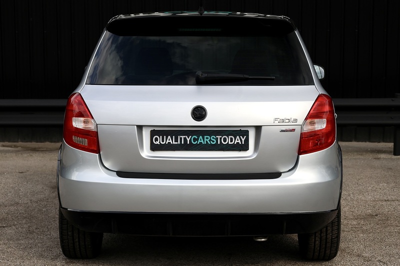 Skoda Fabia Monte Carlo 2 Former Keepers + Genuine Low Mileage + £20 Road Tax Image 3