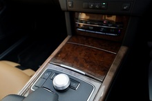 Mercedes-Benz E350 CDI Avantgarde 1 Family Ownership + Designo Trim + Pano Roof - Thumb 16