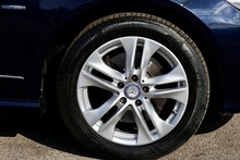 Mercedes-Benz E350 CDI Avantgarde 1 Family Ownership + Designo Trim + Pano Roof - Thumb 38