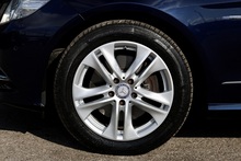 Mercedes-Benz E350 CDI Avantgarde 1 Family Ownership + Designo Trim + Pano Roof - Thumb 39