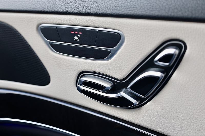 Mercedes-Benz S350d AMG Line Rare Colour + Panoramic Roof + SWB Image 16