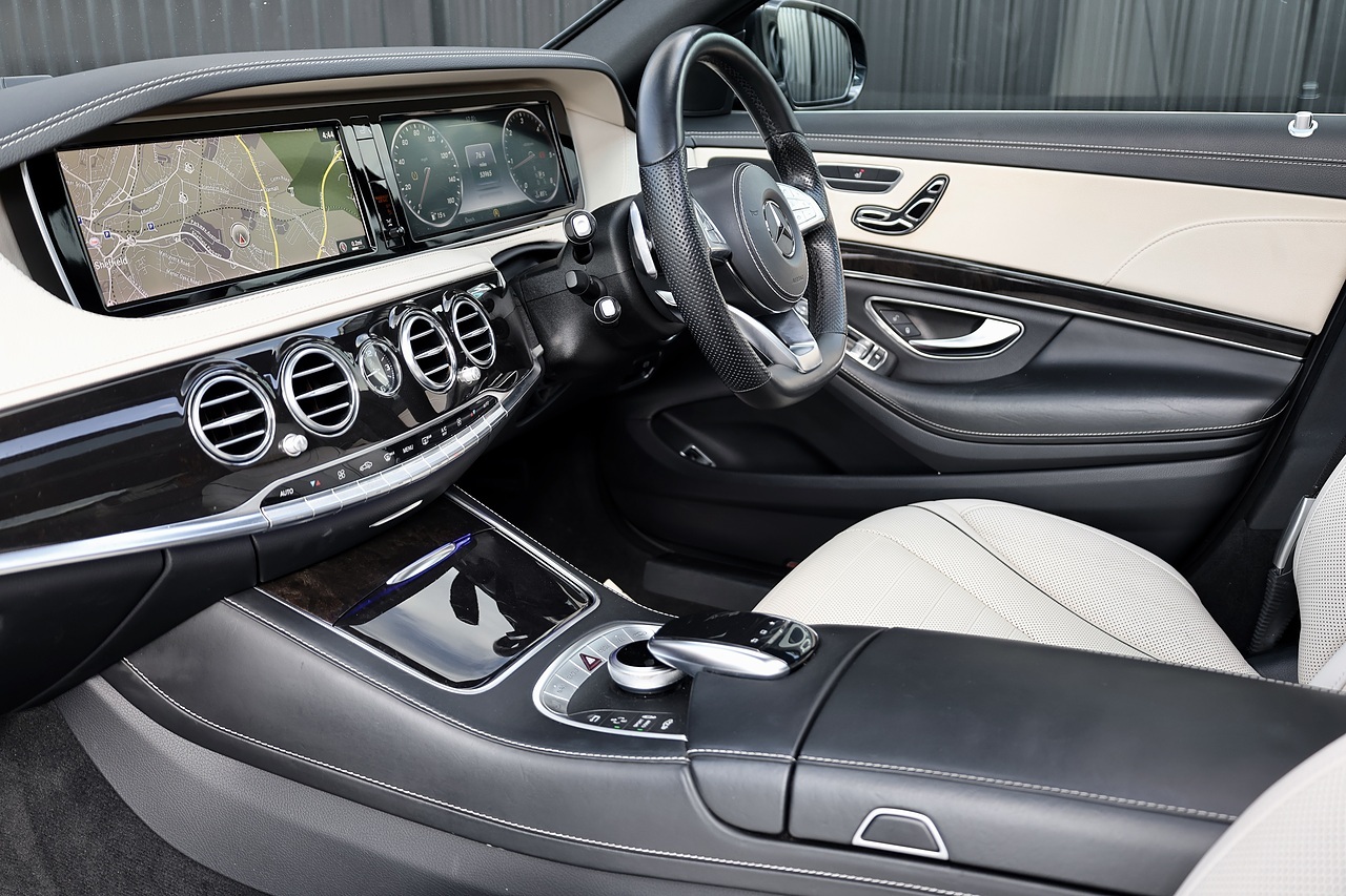 Mercedes-Benz S350d AMG Line Rare Colour + Panoramic Roof + SWB - Large 8