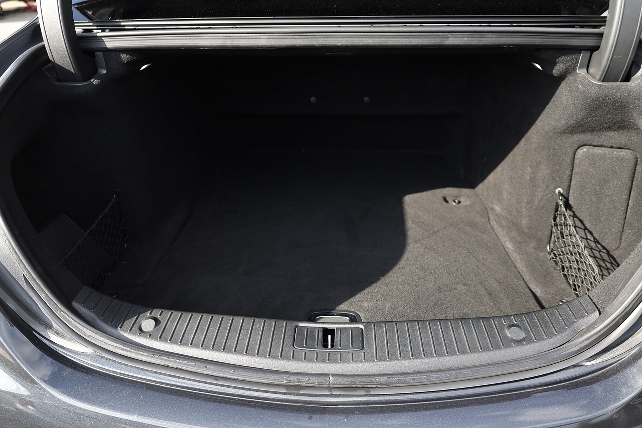 Mercedes-Benz S350d AMG Line Rare Colour + Panoramic Roof + SWB - Large 34