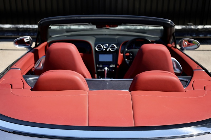 Bentley Continental GTC W12 Silver Tempest + Hot Spur + Piano Black + 16 Services Image 9
