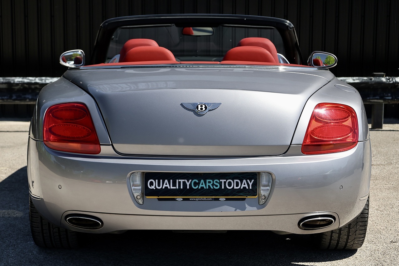 Bentley Continental GTC W12 Silver Tempest + Hot Spur + Piano Black + 16 Services - Large 5