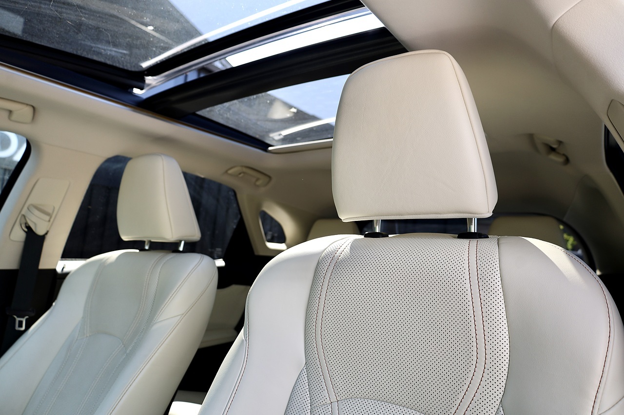 Lexus RX450h Premium Sport Edition Lexus Warranty + Panoramic Roof + High Spec - Large 6