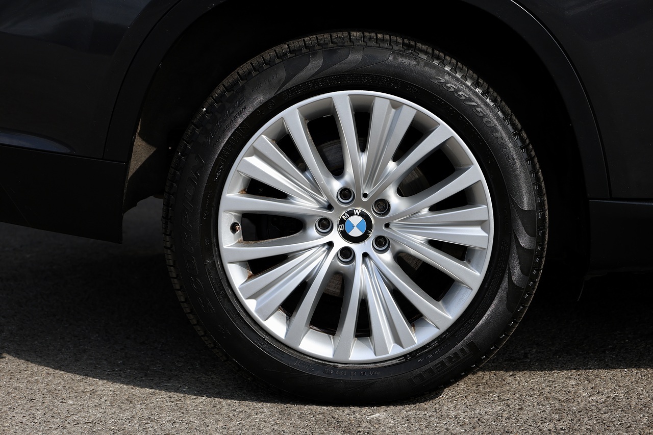 BMW X5 xDrive30d SE Full BMW Main Dealer History + £7k Options - Large 40