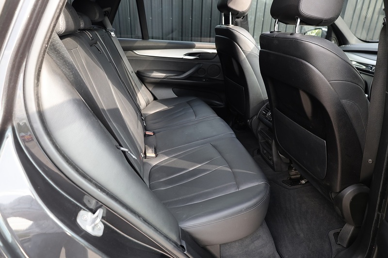 BMW X5 xDrive30d SE Full BMW Main Dealer History + £7k Options Image 27